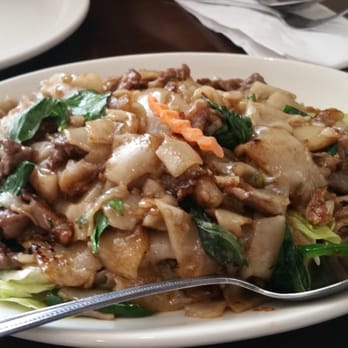 Thai Square Restaurant - Drunken noodles - Thai Near Me - Arlington, Virginia Thai Square Restaurant - Drunken noodles - Thai Near Me - Arlington, Virginia