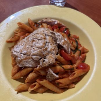 Rocco's Café - Penne all'Arrabbiata (Vegan) with grilled chicken - Italian Near Me - San Francisco, California