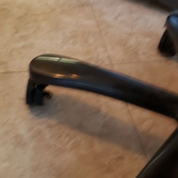 A2 Moving - Long Beach - They broke the wheels of my office chair. - Movers Near Me - Long Beach, California