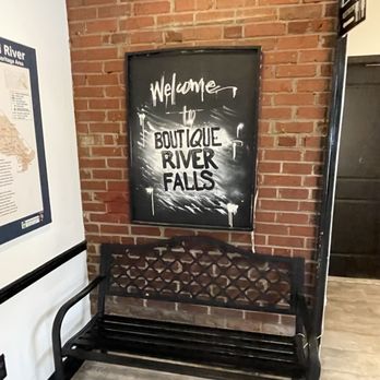 Boutique River Falls - Breakfast & Brunch Near Me - Philadelphia, Pennsylvania