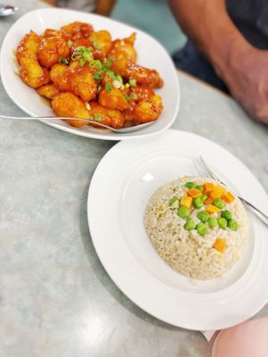 Boscos Diner by null