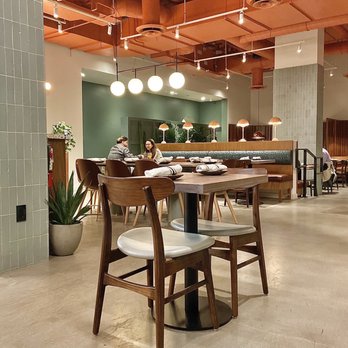 The Salted Pig - Table for two - Gastropubs Near Me - Riverside, California