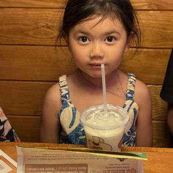 Texas Roadhouse - Who me I didn't eat the last roll - Barbeque Near Me - Fairfield, California Texas Roadhouse - Who me I didn't eat the last roll - Barbeque Near Me - Fairfield, California