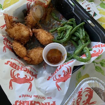 Pinchers - Coconut shrimp and green beans - Seafood Near Me - Marco Island, Florida Pinchers - Coconut shrimp and green beans - Seafood Near Me - Marco Island, Florida