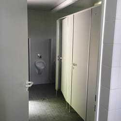 Campingplatz Kratzmühle - Wie gesagt - nüchtern - zweckmäßig und je nach Tageszeit auch sauber