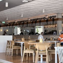 Belvedere Hotel - Seating