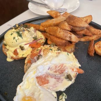 Lord Elgin Hotel - Breakfast - Hotels Near Me - Ottawa, Ontario
