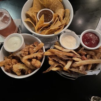 The Wren - Chips and Salsa, Fries, Fried Pickled Cauliflower - Bars Near Me - New York, New York The Wren - Chips and Salsa, Fries, Fried Pickled Cauliflower - Bars Near Me - New York, New York