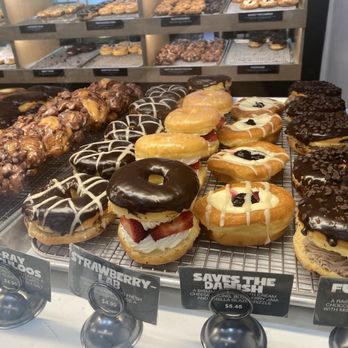 Donut Friend - Donuts Near Me - Los Angeles, California Donut Friend - Donuts Near Me - Los Angeles, California