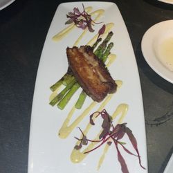 E/2 Kitchen Bar - Pork belly