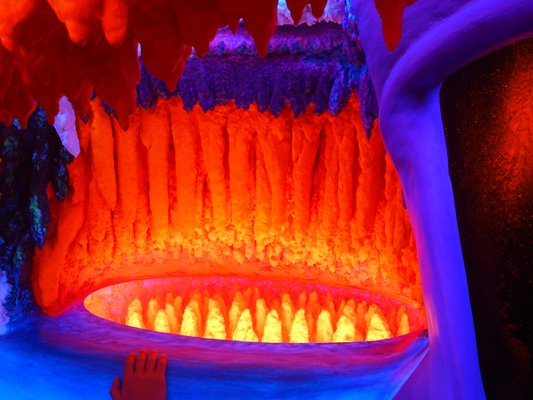 Electric Ladyland - Museum of Fluorescent Art by null