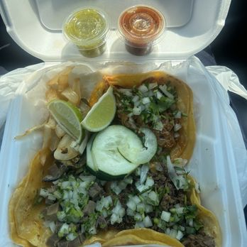 Ma’ Mona - Tacos: chicken tinga, azada, lengua - Food Trucks Near Me - Omaha, Nebraska Ma’ Mona - Tacos: chicken tinga, azada, lengua - Food Trucks Near Me - Omaha, Nebraska