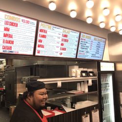 Vegas Donair & Poutine - Amazing poutine, super fast and excellent service!