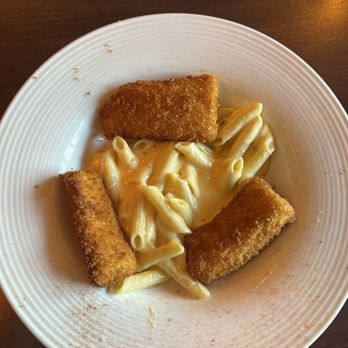 Ludwig's Grill and Oyster Bar - Fish (substituted the chips for mac and cheese) - Seafood Near Me - Glenmoore, Pennsylvania Ludwig's Grill and Oyster Bar - Fish (substituted the chips for mac and cheese) - Seafood Near Me - Glenmoore, Pennsylvania