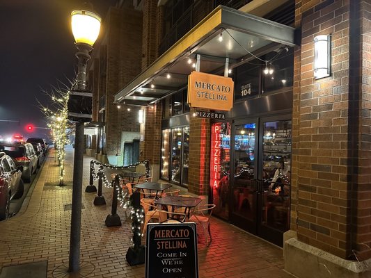 Mercato Stellina Pizzeria by null