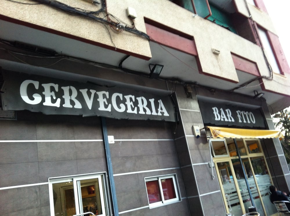 Fito - outside - Spanish Near Me - Valencia, V Fito - outside - Spanish Near Me - Valencia, V