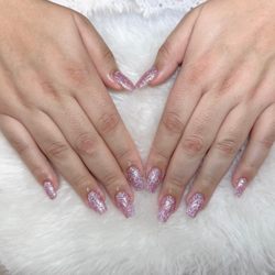 V Nail Spa - Fill