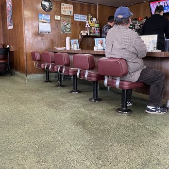Mandy's Family Restaurant - Counter seating. - Diners Near Me - Hawthorne, California Mandy's Family Restaurant - Counter seating. - Diners Near Me - Hawthorne, California