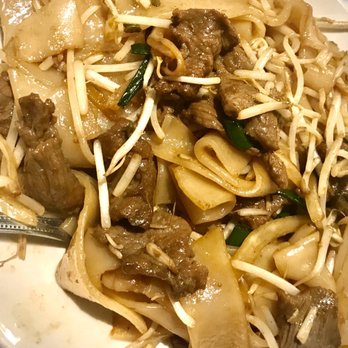 Yummy House - Beef Chow Fun - Chinese Near Me - Sarasota, Florida Yummy House - Beef Chow Fun - Chinese Near Me - Sarasota, Florida