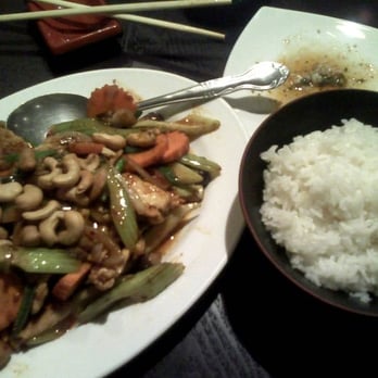 Sushi Planet - Cashew Nut Chicken - Japanese Near Me - Camarillo, California Sushi Planet - Cashew Nut Chicken - Japanese Near Me - Camarillo, California
