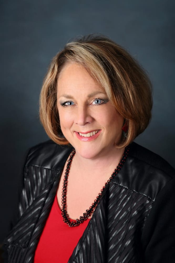 DEBBIE MCMILLAN BERKSHIRE HATHAWAY HOMESERVICES Salem, Oregon