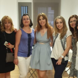 Evento Élite - Así de divinas estamos todas gracias a Yelpzgz , Mary Kay y los consejos de belleza de la gran Greta en la Vintage Makeup Party!