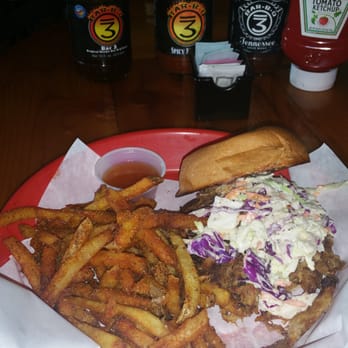 Bar 3 BBQ - Pulled pork sandwich and fries - Barbeque Near Me - Belgrade, Montana