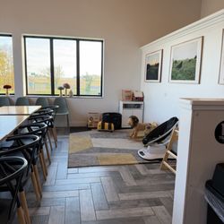 Cooper's Coffee + Eatery - Play area 102626
