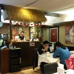 Vegie Hut - Inside seating