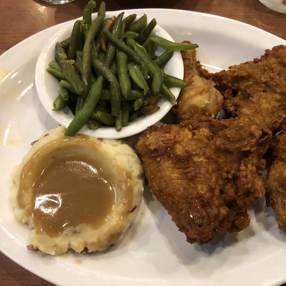 Moonshiners - Fried Chicken Dinner (4pcs/half Chicken) Delicious gravy w/red mashed potatoes, +1 side. I picked bacon green beans. - American Near Me - Pahrump, Nevada