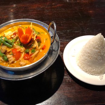 The Elephant - Geneva - Red curry soup with rice - Thai Near Me - Geneva, New York The Elephant - Geneva - Red curry soup with rice - Thai Near Me - Geneva, New York