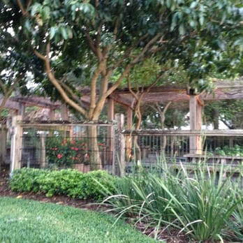 Hillstone Restaurant - New American Near Me - Winter Park, Florida