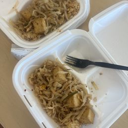 Pad Thai - Lunch Pad Thai - Lunch