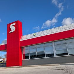 Scotiabank - Logo closest to Steeles Avenue East