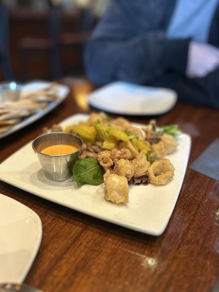 TOWNHOUSE RESTAURANT & WINE BAR Updated September 2024 96 Photos