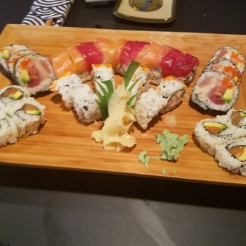 Sushi Hana - Sushi Bars Near Me - Affton, Missouri