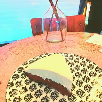 Rood - Chocolate Wiskey Pie - Desserts Near Me - Lakewood, Ohio