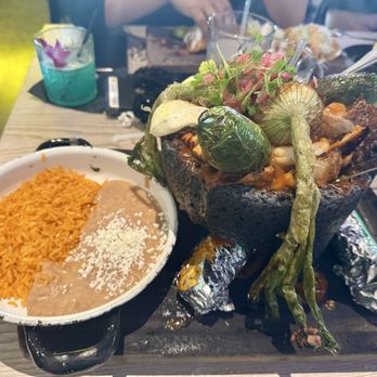 La Cosecha Mexican Bistro - La Cosecha Molcajete - Mexican Near Me - Baldwin Park, California La Cosecha Mexican Bistro - La Cosecha Molcajete - Mexican Near Me - Baldwin Park, California