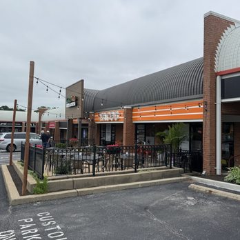 GuacoTaco Elevated Fresh Mex - Guaco Taco! - Tacos Near Me - Ballwin, Missouri