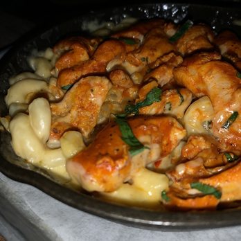 The Lowery Bar & Kitchen - Buffalo chicken Mac - New American Near Me - Sunnyside, New York The Lowery Bar & Kitchen - Buffalo chicken Mac - New American Near Me - Sunnyside, New York