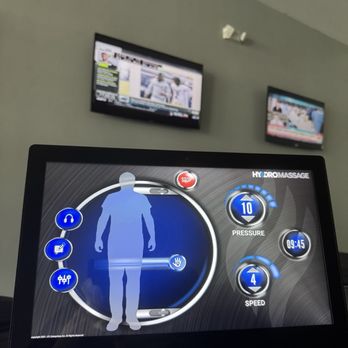 EōS Fitness - hydromassage beds that can be activated with your barcode - Gyms Near Me - Santa Ana, California EōS Fitness - hydromassage beds that can be activated with your barcode - Gyms Near Me - Santa Ana, California