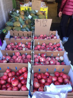 Aloha Market by null