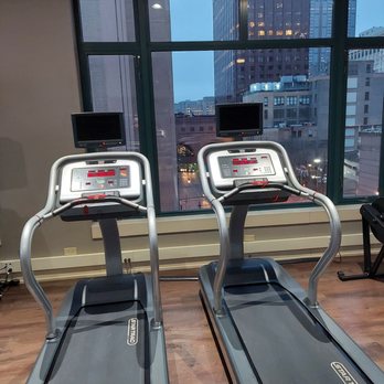 Hotel Blake - Two treadmills. - Hotels Near Me - Chicago, Illinois Hotel Blake - Two treadmills. - Hotels Near Me - Chicago, Illinois