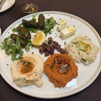 Coach's Lounge - Mediterranean plate for 2 - Lounges Near Me - Huntington Beach, California