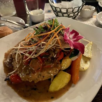 Tempo Kitchen & Bar - Chicken Marsala - New American Near Me - Gilroy, California