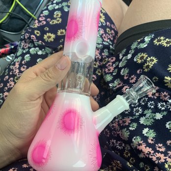 Hazy Days Smoke Shop - Cute vase for decor - Tobacco Shops Near Me - Brandon, Florida Hazy Days Smoke Shop - Cute vase for decor - Tobacco Shops Near Me - Brandon, Florida
