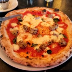Lampo - Meatball Pizza