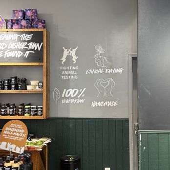 Lush Fresh Handmade Cosmetics - Cosmetics & Beauty Supply Near Me - Albuquerque, New Mexico