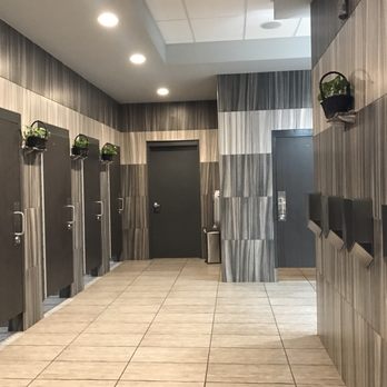 Busy Bee - Clean bathrooms! - Gas Stations Near Me - Live Oak, Florida Busy Bee - Clean bathrooms! - Gas Stations Near Me - Live Oak, Florida