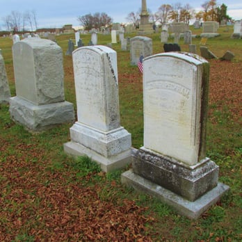 The Middletown Four Corners Cemetery - All lined up - Public Services & Government Near Me - Middletown, Rhode Island The Middletown Four Corners Cemetery - All lined up - Public Services & Government Near Me - Middletown, Rhode Island